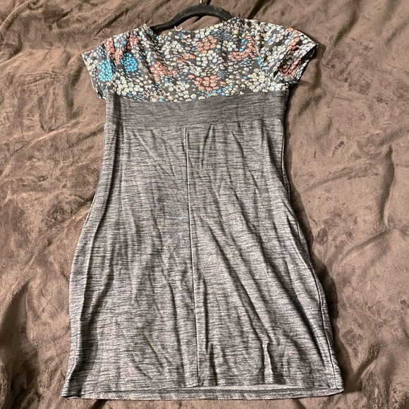 Mini dress - Picture 2 of 5